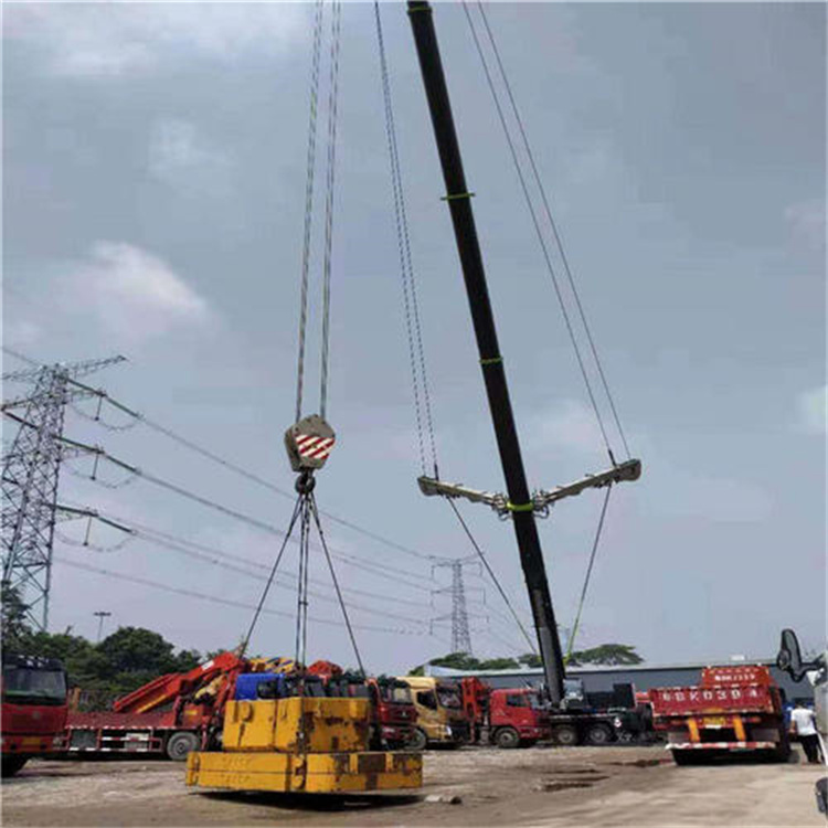 东澳镇风电设备吊装