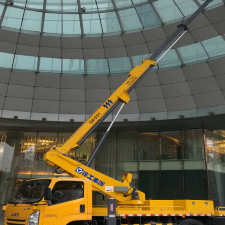 东澳镇附近高空作业车租赁｜安全设备租赁｜高空安装|工程定制化方案｜亿立达设备租赁